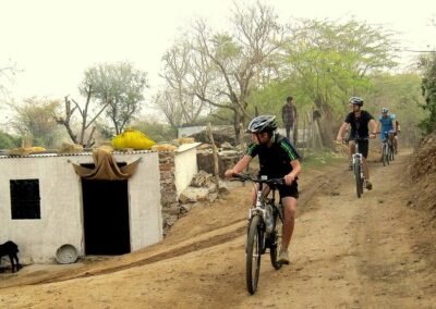 Rajasthan: cycling pic